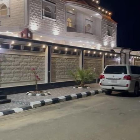 شقه للايجار اليومي بضباء حي المروج Duba Exterior photo